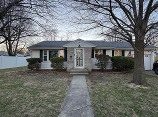 302 S Carico St, Tuscola, IL