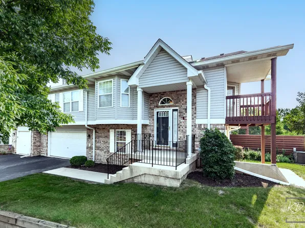 14017 S Cambridge Cir, Plainfield, IL 60544