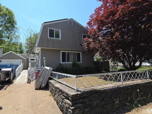 87 Oxford Drive, East Hartford, CT 06118