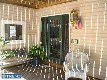 2nd image of 916 Manor Ln APT 34