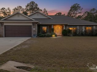 6799 Yorkwood St, Navarre, FL 32566