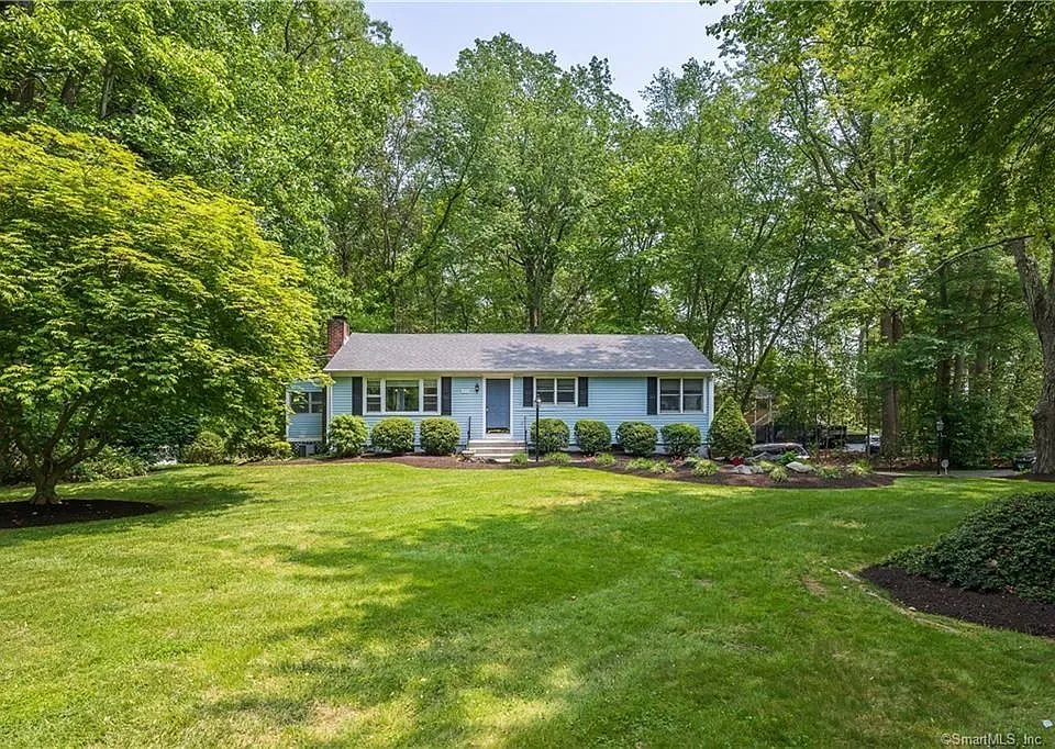 277 Drummond Rd