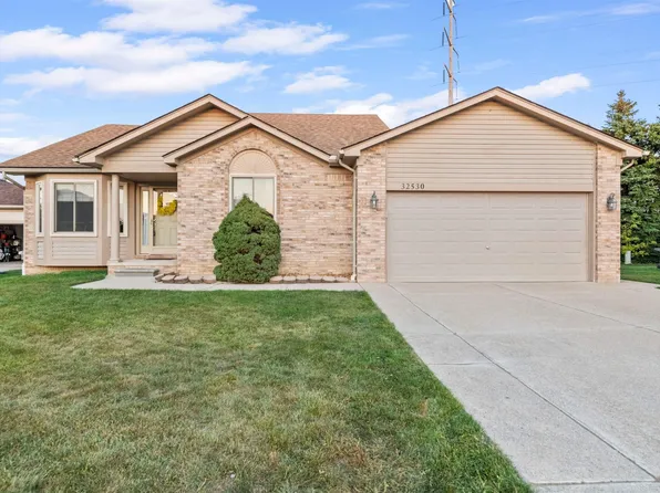 32530 Heisner St, Fraser, MI 48026