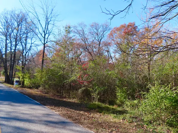 2105 Fairmount Rd W, Signal Mountain, TN 37377