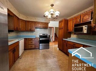 613 Saint Charles Rd, Glen Ellyn, IL 60137