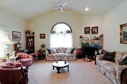 2nd image of 11100 Prospect Pl