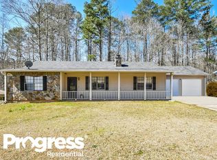 851 Tall Deer Dr, Fairburn, GA