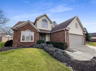 9 Lafayette Mdws, Mattoon, IL