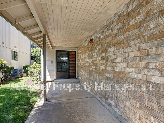 2nd image of 4613 E 18th St APT 27