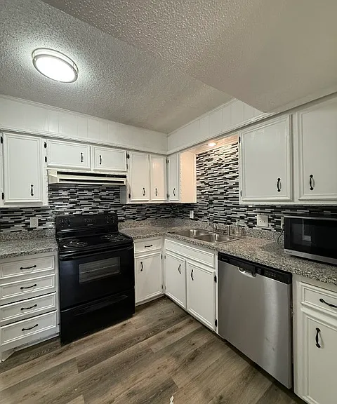 4309 53rd St #2 — Photo 5