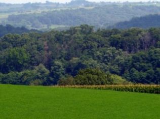 132 Drammen Valley Rd, Mount Horeb, WI 53572