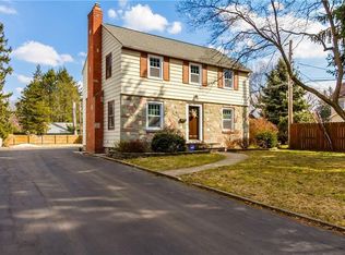 100 Frankland Rd, Rochester, NY 14617