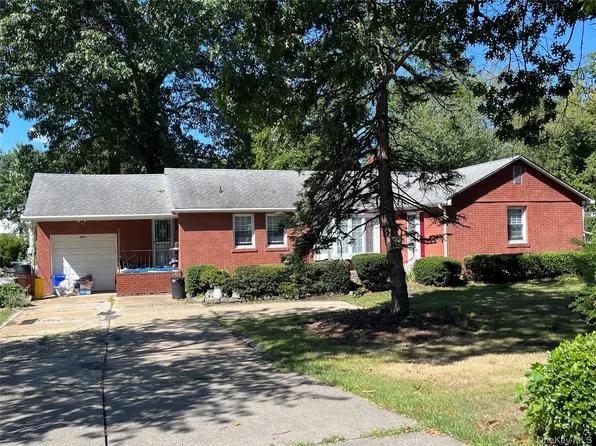 537 Ryders Ln East Bruns, Call Listing Agent, NJ 08816