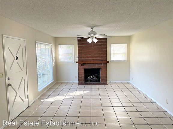 2nd image of 2126 E La Palma Ave #4018760