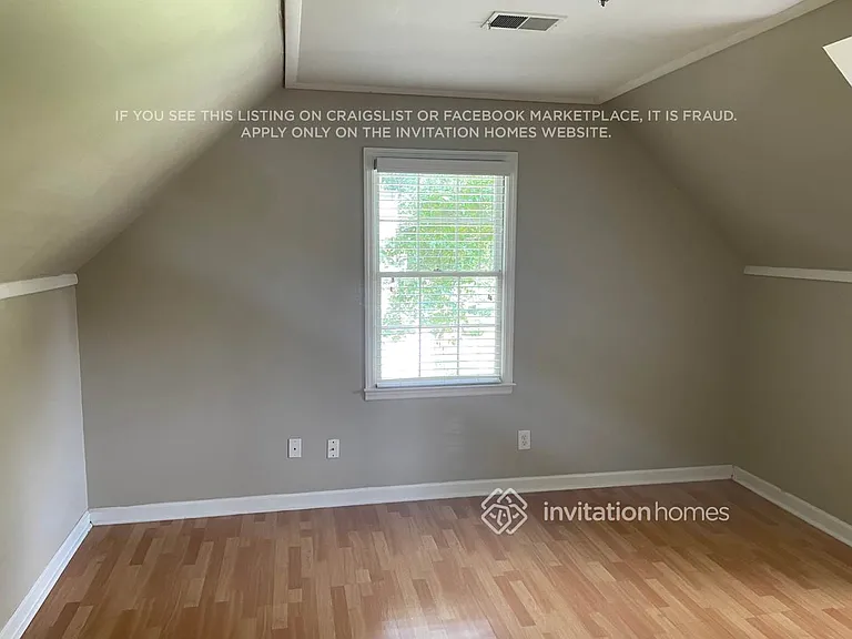 1851 Twin Branch Dr — Photo 3