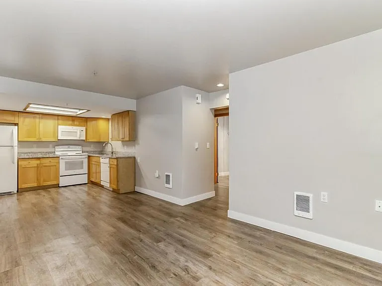 328 91st Ave NE #24 — Photo 21