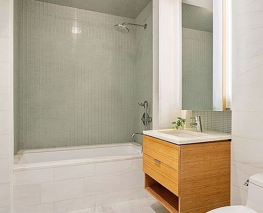 5th image of 303 E 33rd St APT 11B