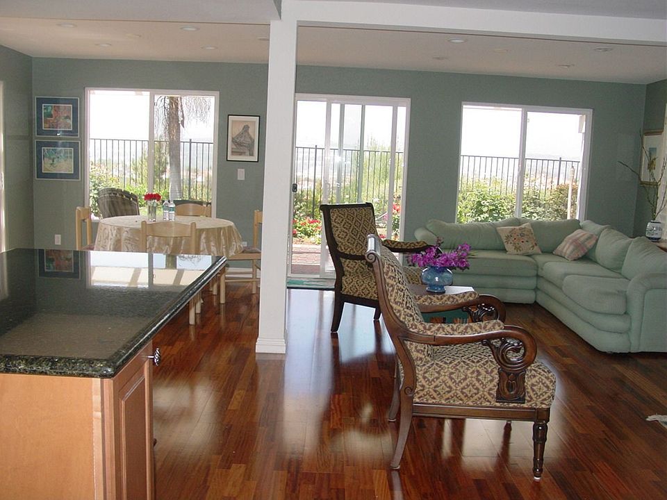 Kitchen/Family