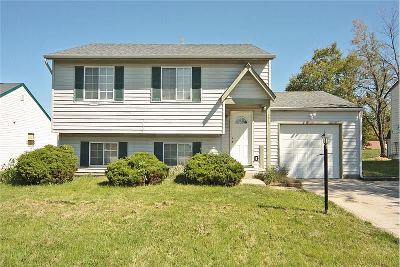 1st image of 3913 Ireland Dr