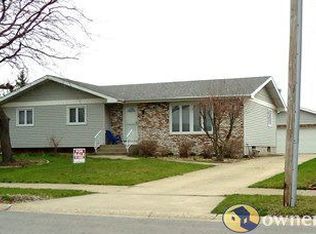 946 Devonshire Ln, Dyer, IN