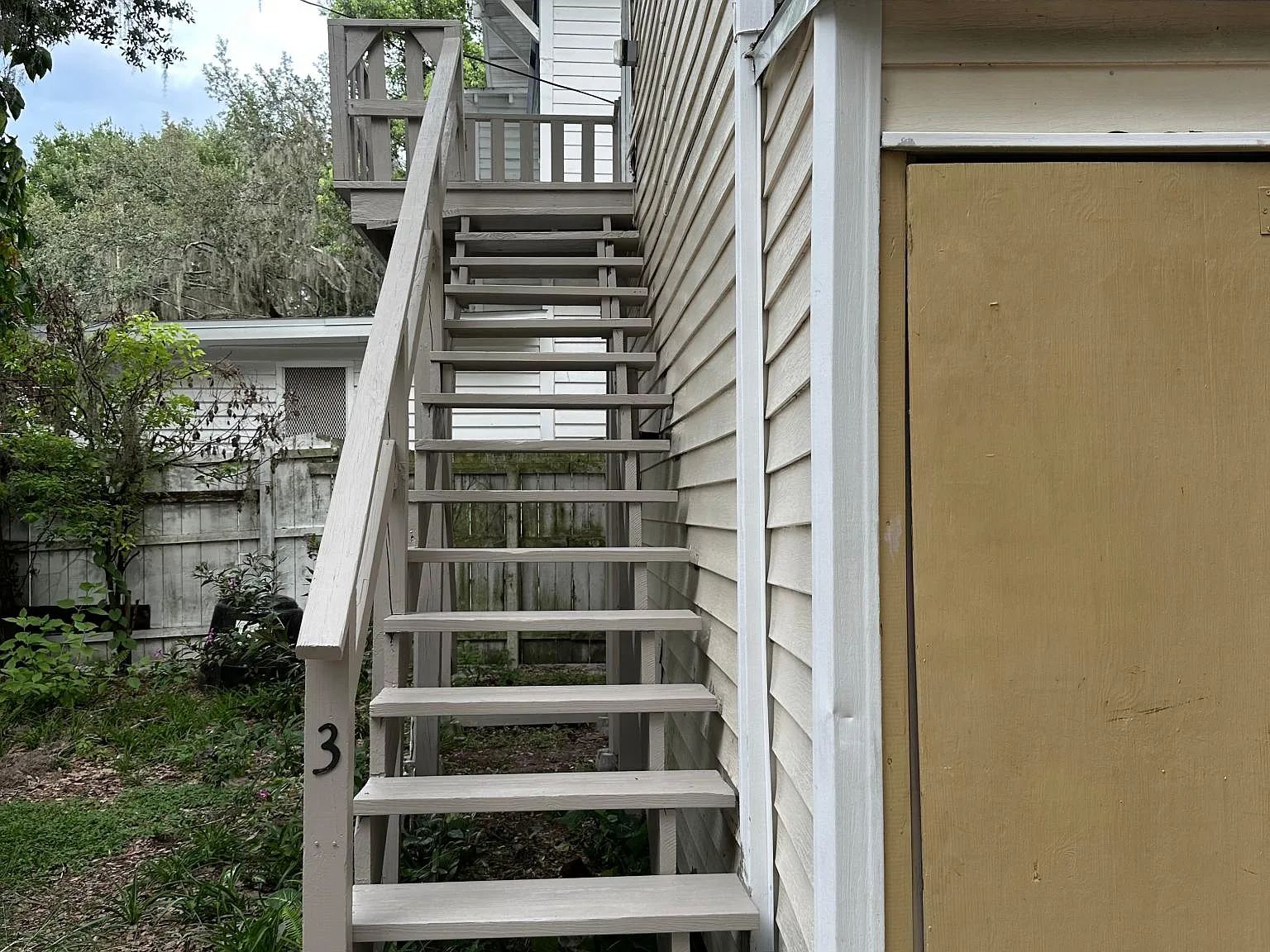 1111 E Central Blvd — Photo 2