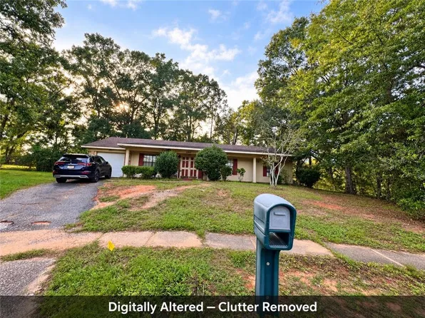 5909 Kings Troop Ct, Mobile, AL 36618