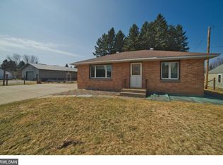 307 S 1st St E, Aurora, MN 55705