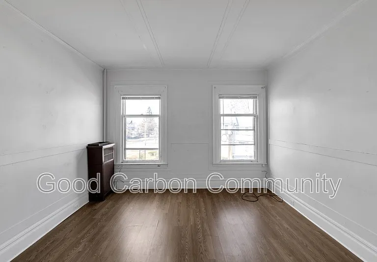 300 High St #4 — Photo 5