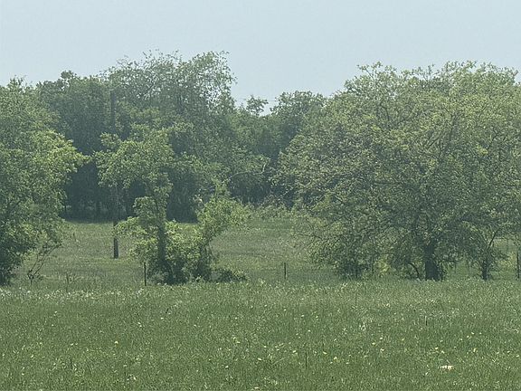4th image of 340 Private Road 4512