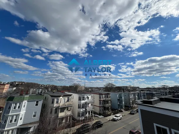 111 Pleasant St, Boston, MA