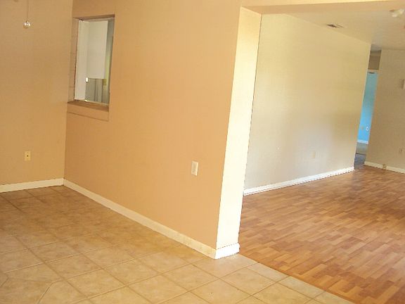 5th image of 1321 Braebury Dr