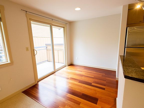 5th image of 8248 126th Ave NE #304