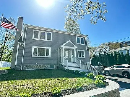 15 Moody St — Photo 13
