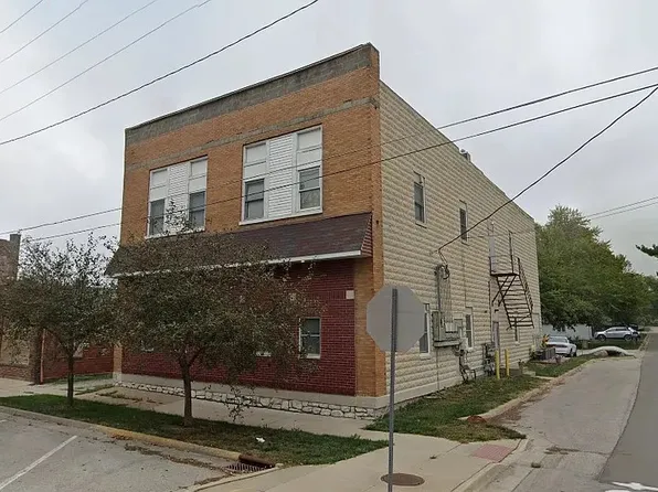230 S Dubuque St APT 1, Solon, IA 52333