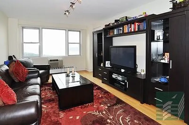 Sold by Argo Residential | media 21