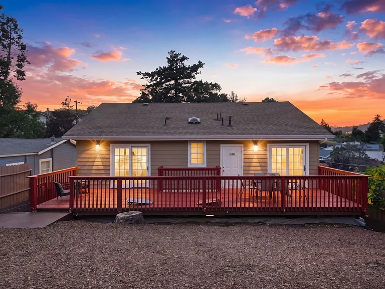 3426 Pierson St — Photo 69