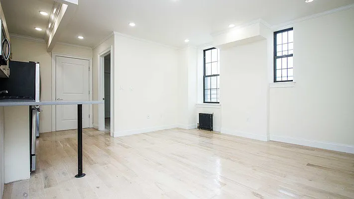 Rented by Nooklyn NYC LLC | media 7