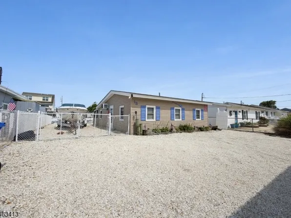 15 Beverly Ln, Stafford Twp., NJ 08050