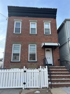 2226 127th Street, College Pt, NY, 11356