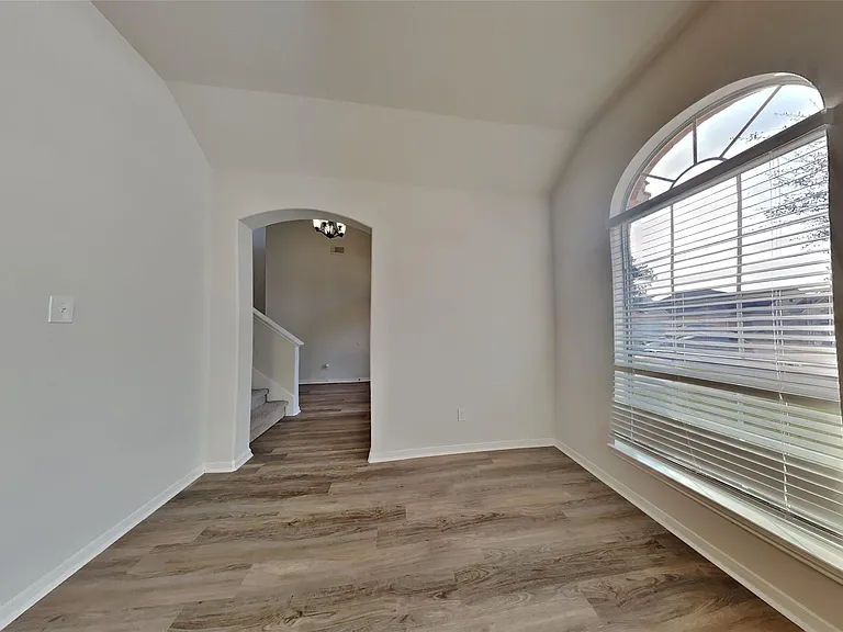 2222 Princess Snow Cir — Photo 17