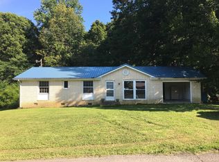 435 Arlington St, Erin, TN 37061