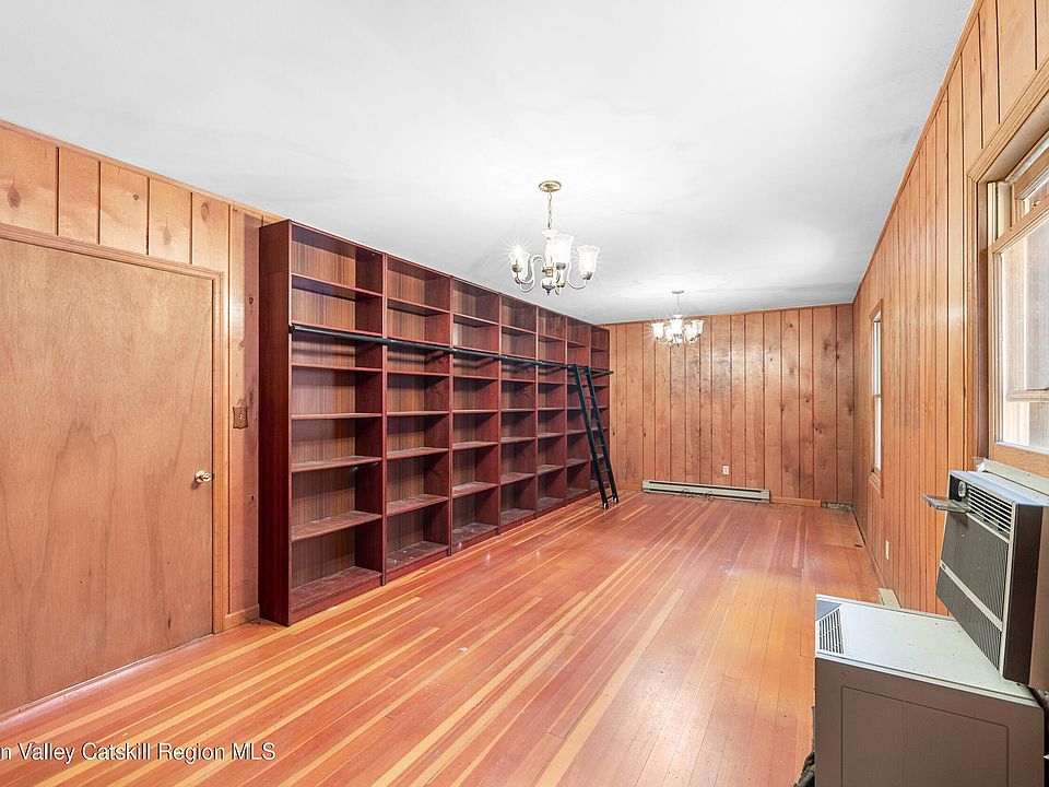 28th image of this home