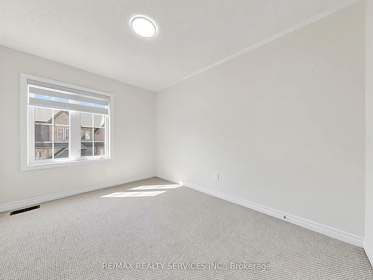 19 Sea Drifter Cres — Photo 37