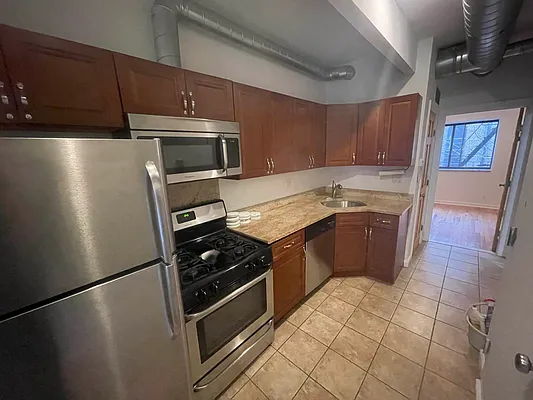 Rented by Mauro Bros Real Estate Services LLC | media 7