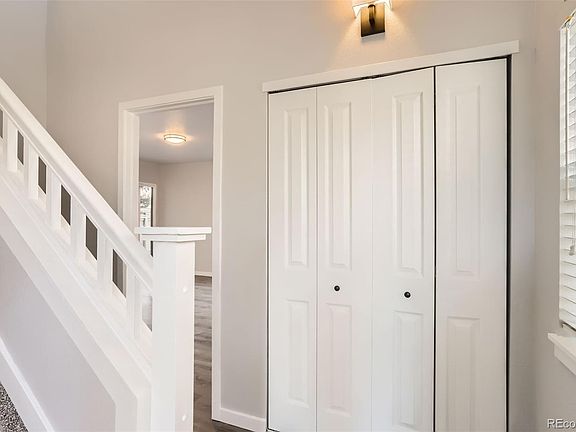 4th image of 3906 Oakwood Drive