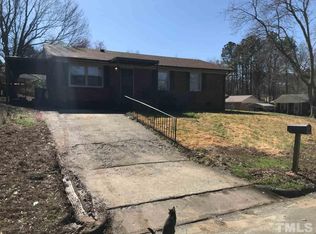 2 Dauphine Pl, Durham, NC 27707