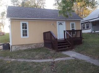 806 S Water St, Maysville, MO 64469