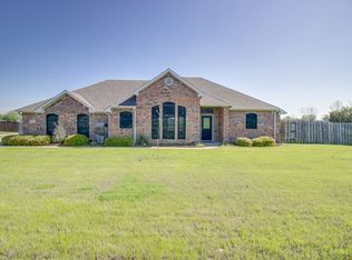 10253 Fireside Ln, Forney, TX 75126