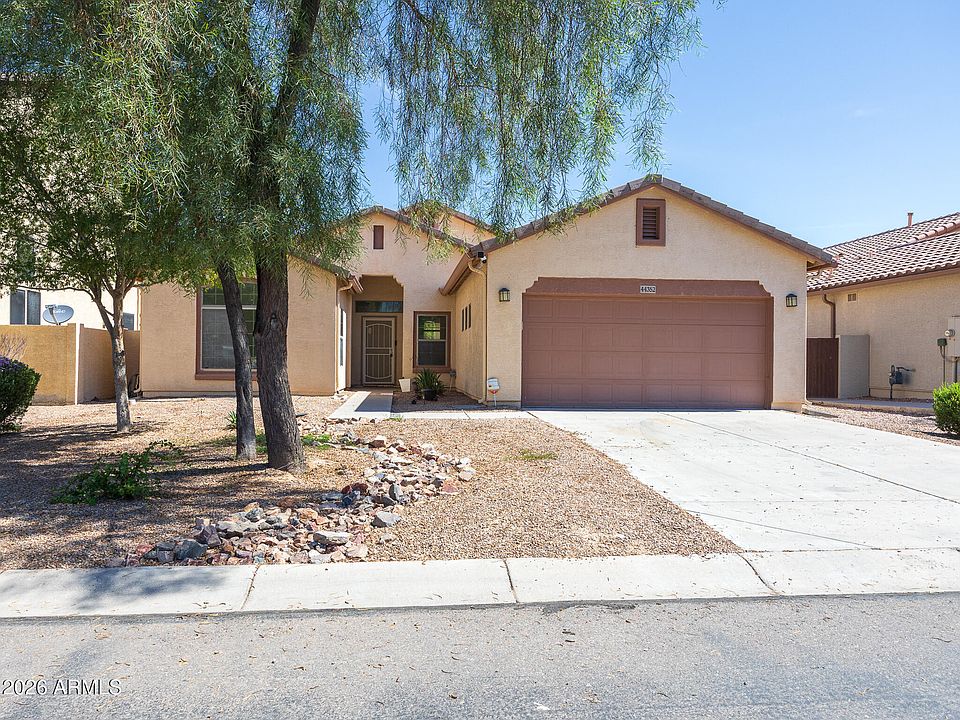 1st image of 44352 W JUNIPER Avenue