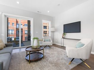 2703 N Halsted St #1, Chicago, IL 60614